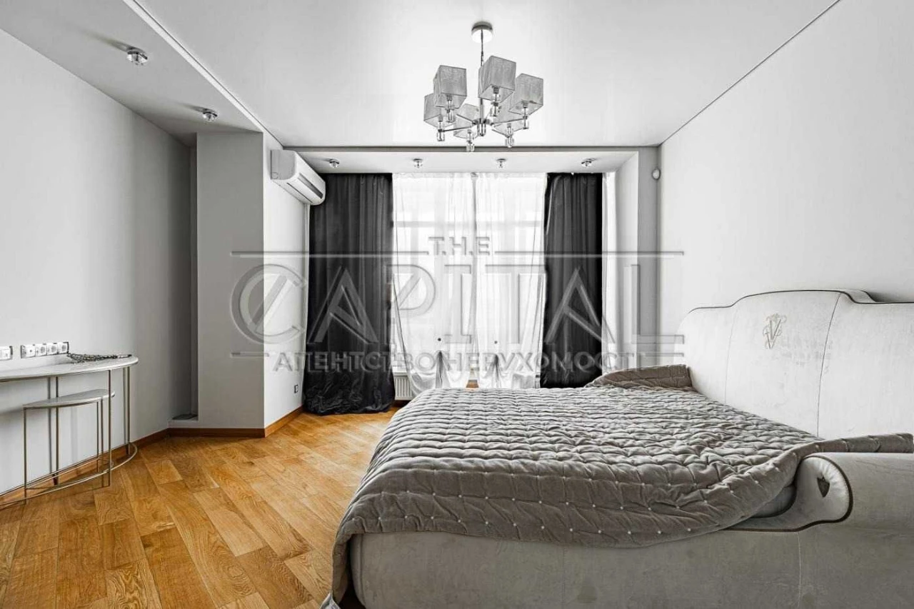 Sale / Apartment / 140 sq m / NovoPecherski Lipky Residential Complex / Pechersk