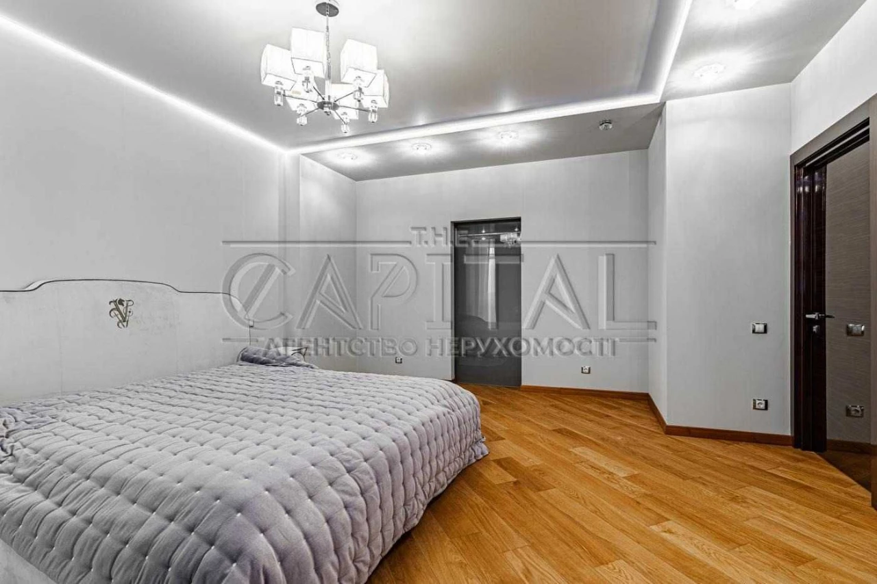Sale / Apartment / 140 sq m / NovoPecherski Lipky Residential Complex / Pechersk