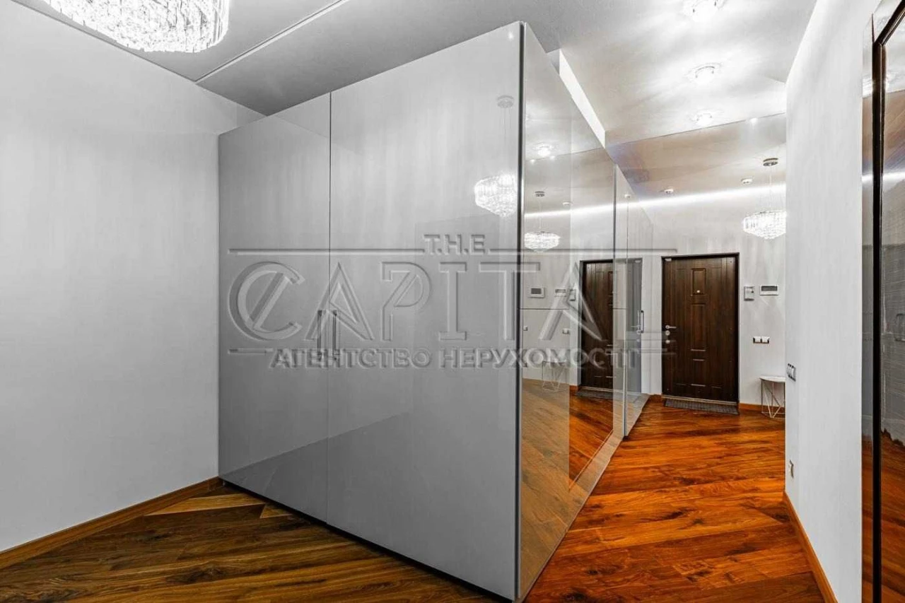 Sale / Apartment / 140 sq m / NovoPecherski Lipky Residential Complex / Pechersk