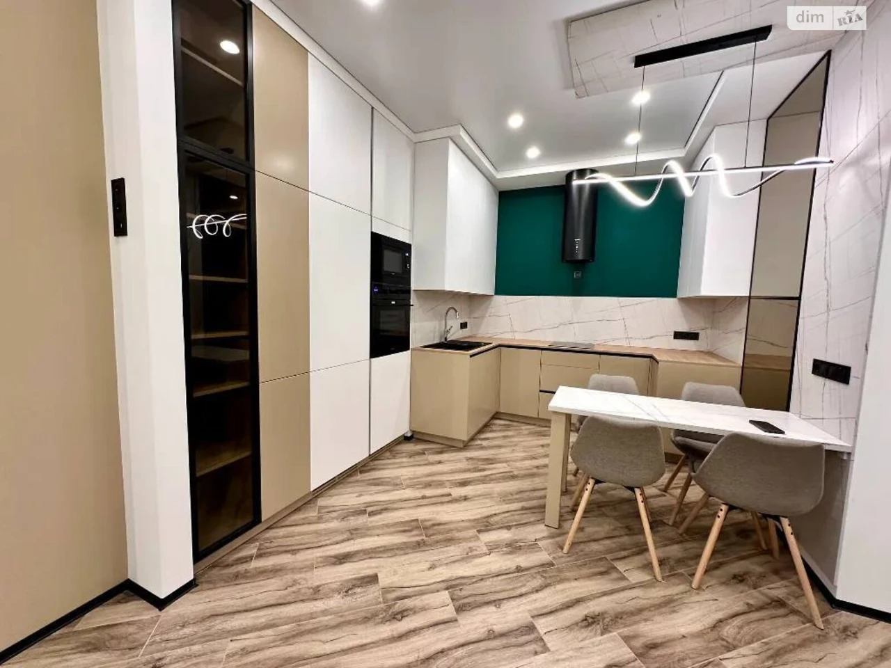 Sale of an Apartment on May 1st