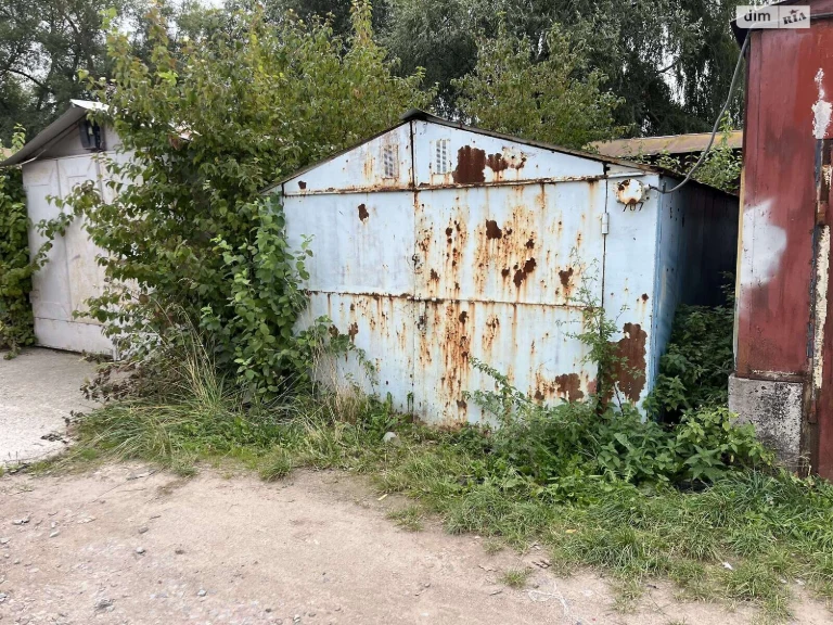 Sale of Parking Space in Garage Cooperative "Naukovyy"