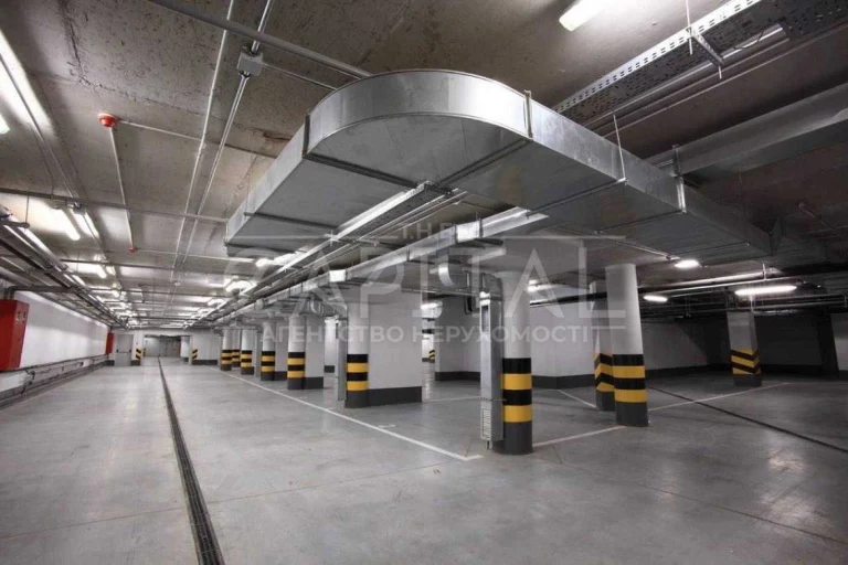 For Sale / Parking Space / 17.9 m2 / ЖК Новопечерські Липки / Pecher