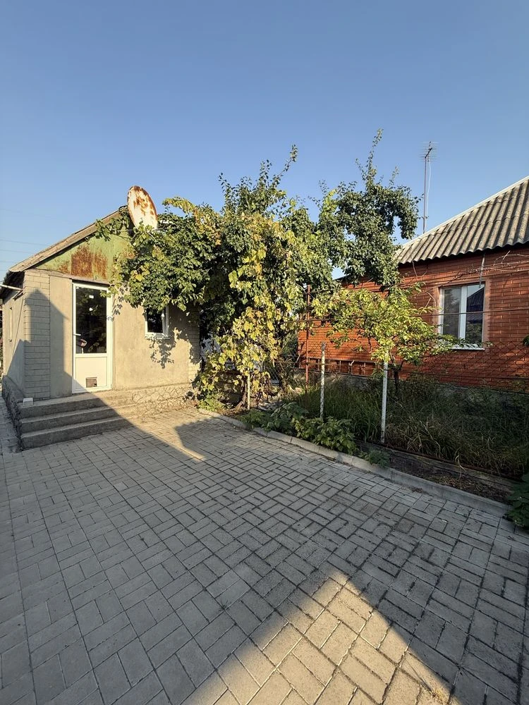 For Sale: House in Piddneprovsk