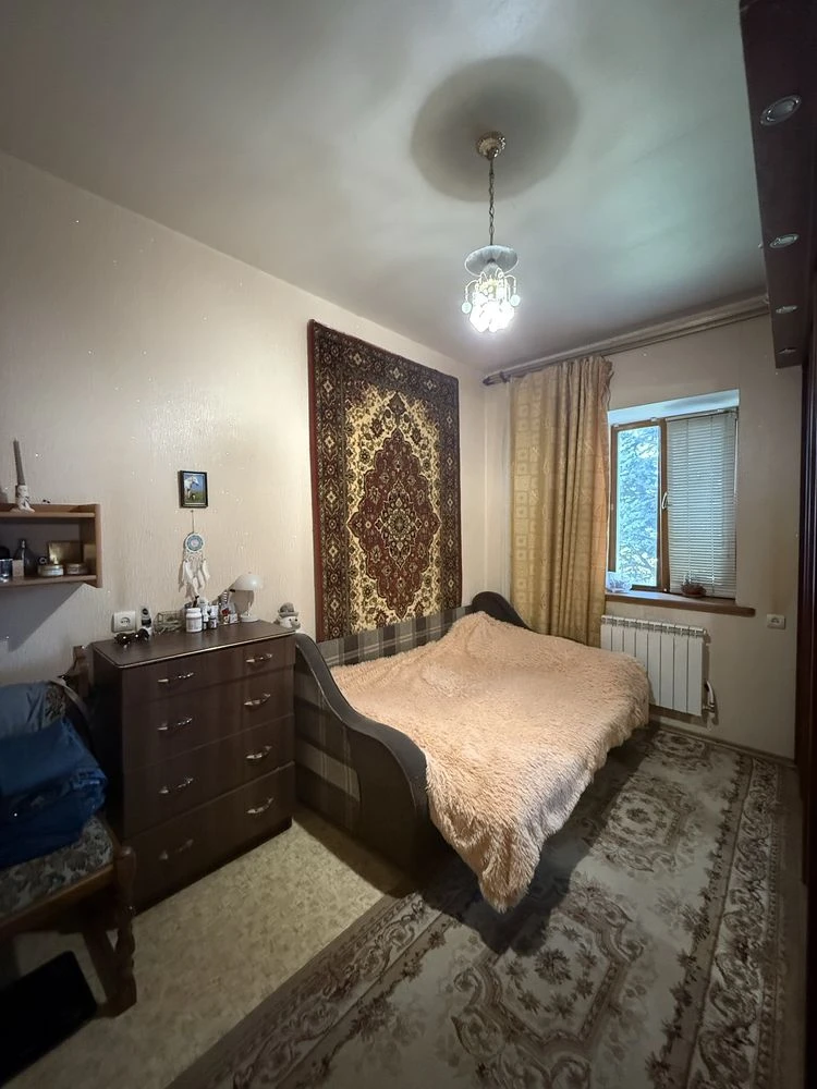 For Sale: House in Piddneprovsk