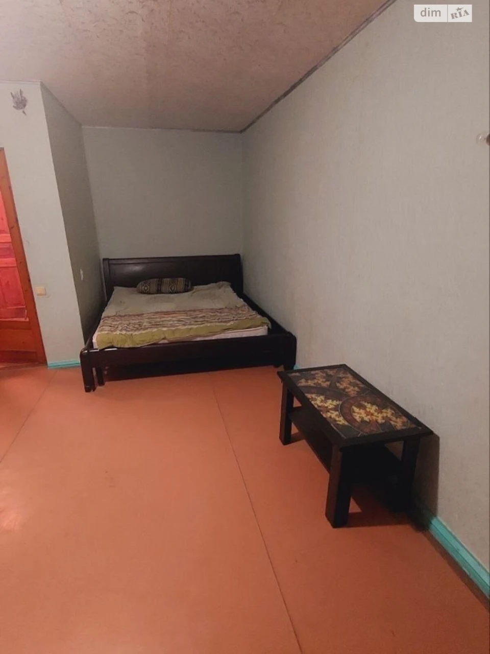 Apartment for Sale: One-Bedroom Apartment