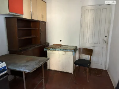Long-Term Rental of a House Section in Zamostyan