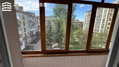 Продається 2кім. квартира вул. Короля Данила! Біля озера! По
