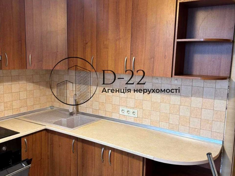 Квартира. Київ, Райдужна вул.