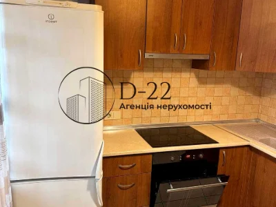 Квартира. Киев, Радужная ул.
