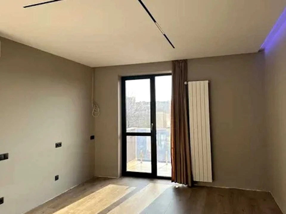 Apartment. Львів, Героїв Крут street.