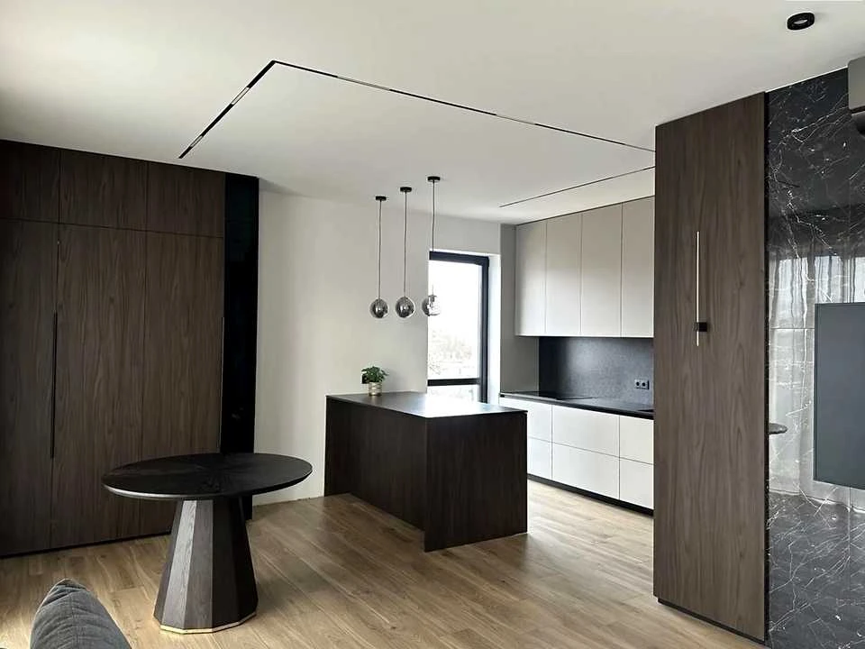 Apartment. Львів, Героїв Крут street.
