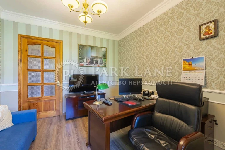 Продаж 4 кімнатної квартири вул. Джона Маккейна (Кудрі) 18/2