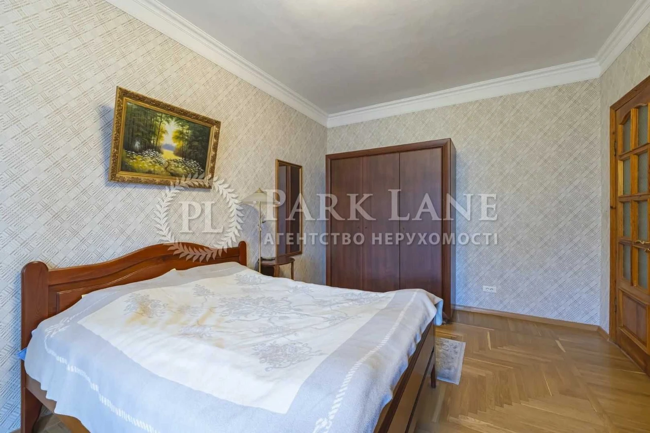 Продаж 4 кімнатної квартири вул. Джона Маккейна (Кудрі) 18/2