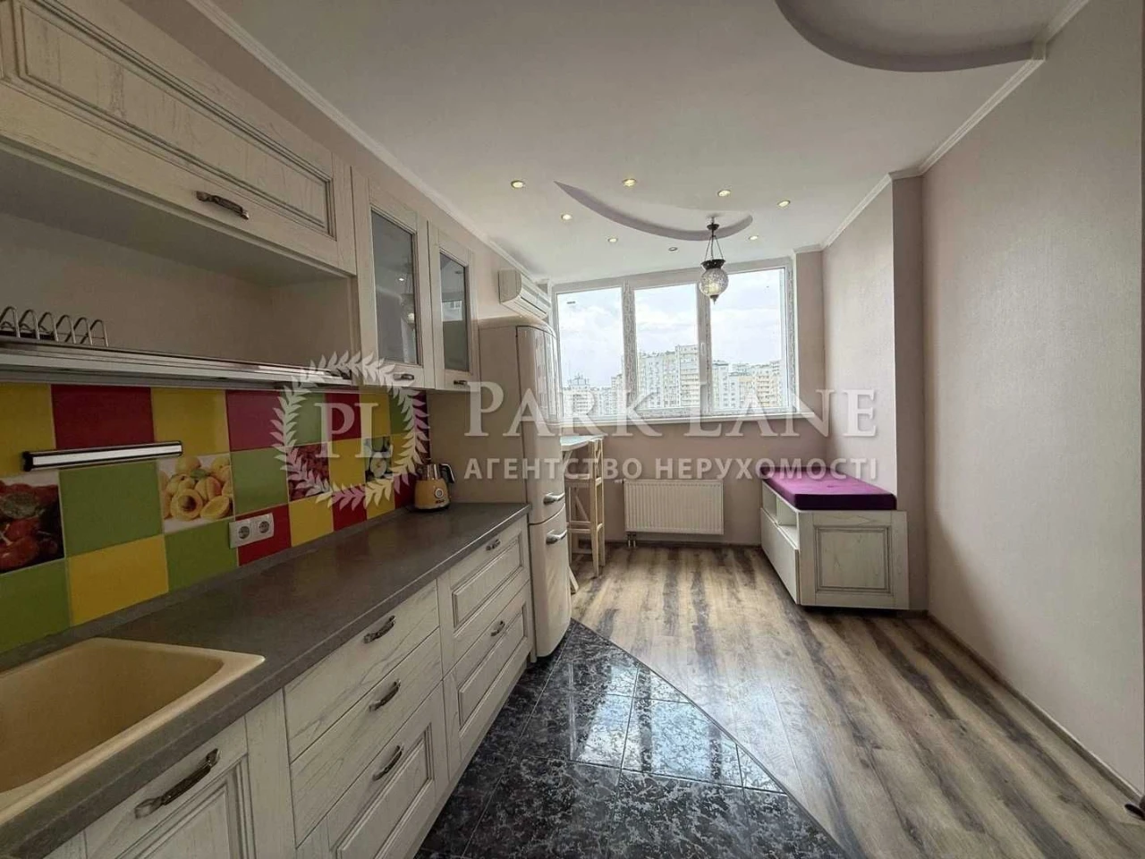 For Sale: 1-Bedroom Apartment, вул. Урлівська 23А, Осокорки River
