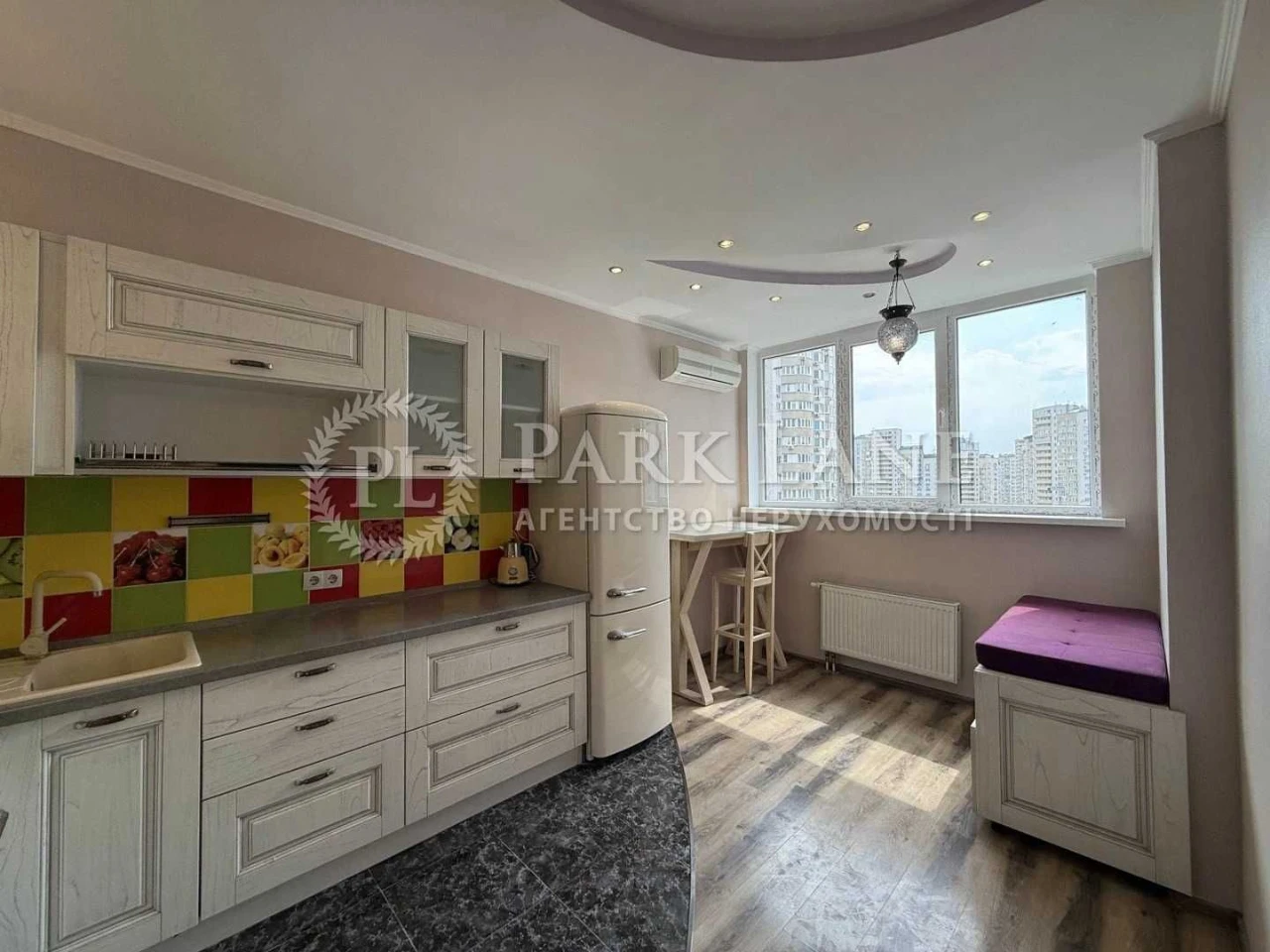 For Sale: 1-Bedroom Apartment, вул. Урлівська 23А, Осокорки River