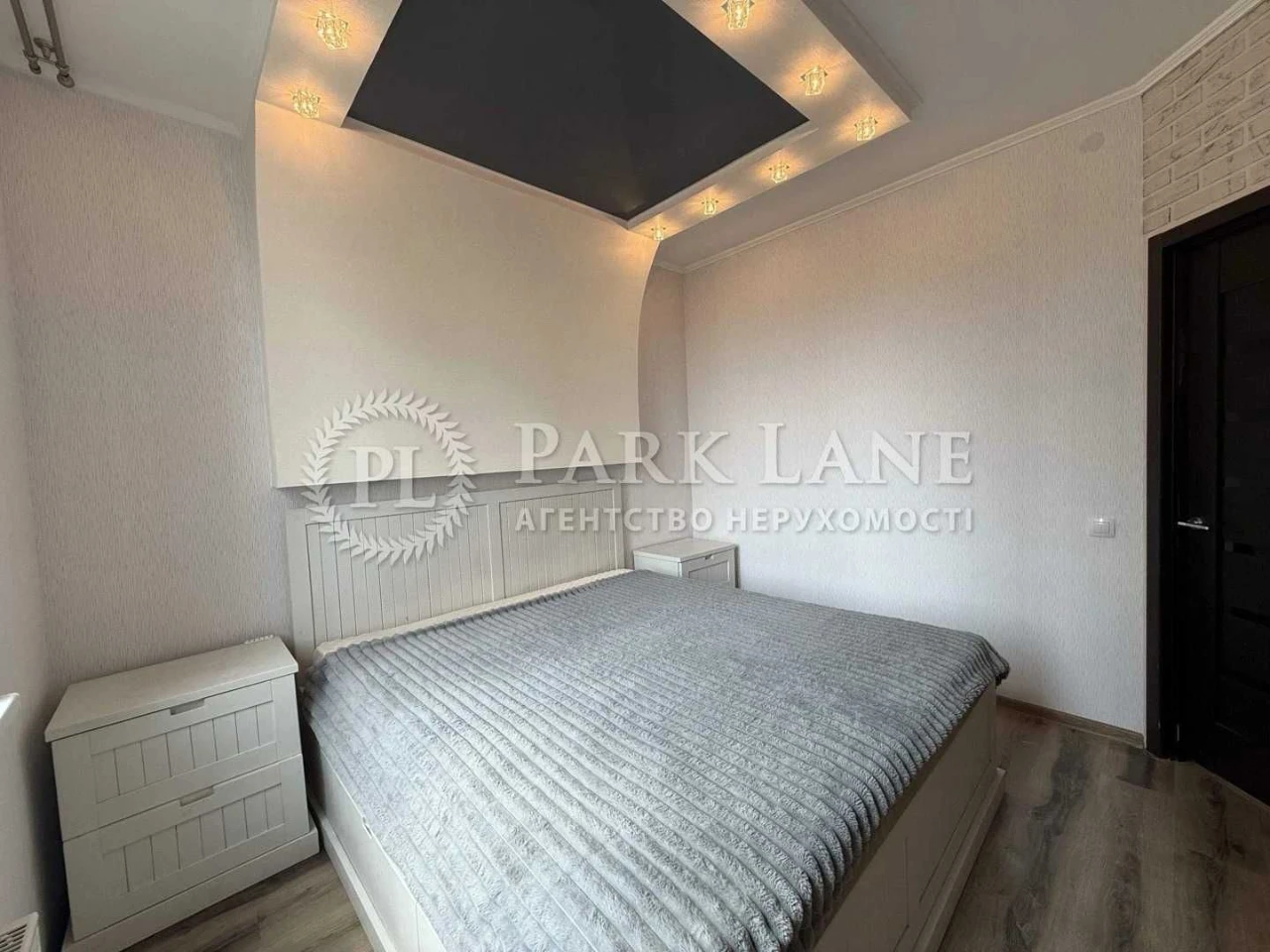 For Sale: 1-Bedroom Apartment, вул. Урлівська 23А, Осокорки River