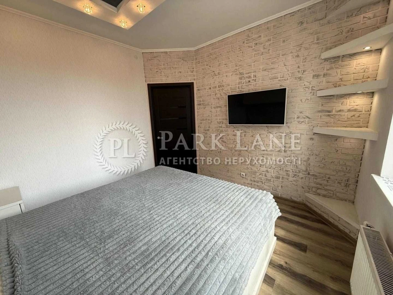 For Sale: 1-Bedroom Apartment, вул. Урлівська 23А, Осокорки River