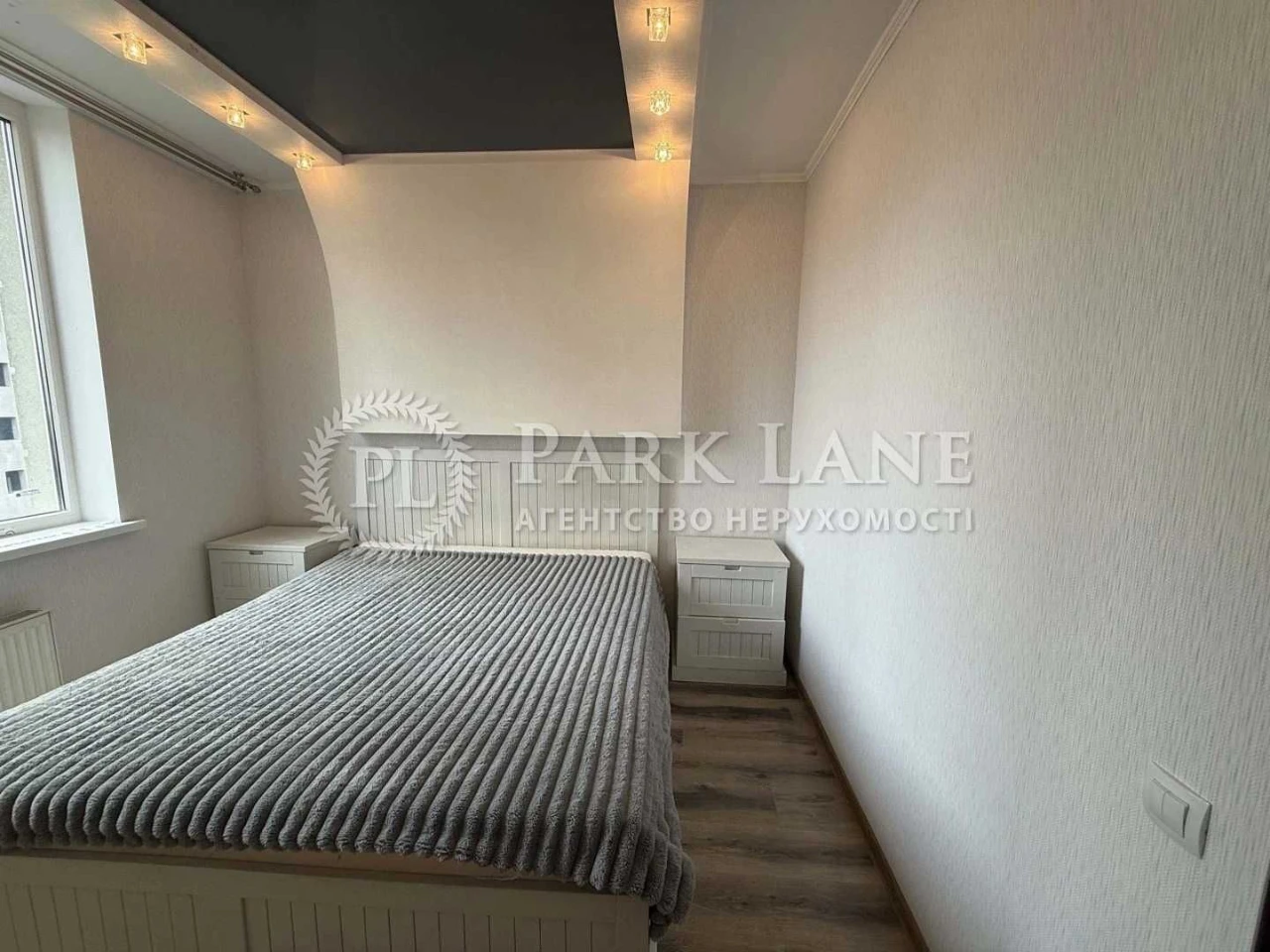 For Sale: 1-Bedroom Apartment, вул. Урлівська 23А, Осокорки River