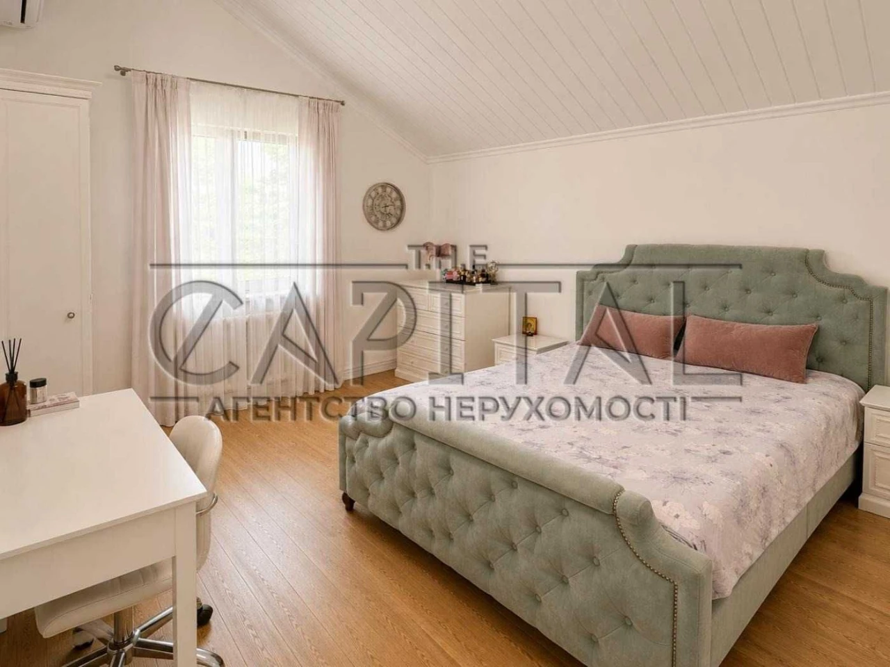 Sale / House / 284 sq m / Dniprovsky District / Central Street