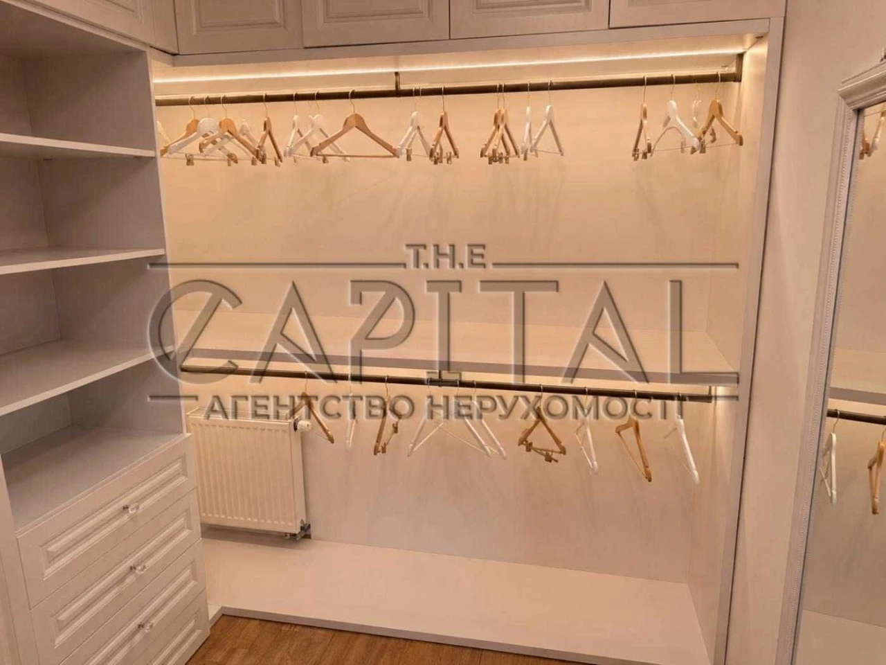 Sale / House / 284 sq m / Dniprovsky District / Central Street