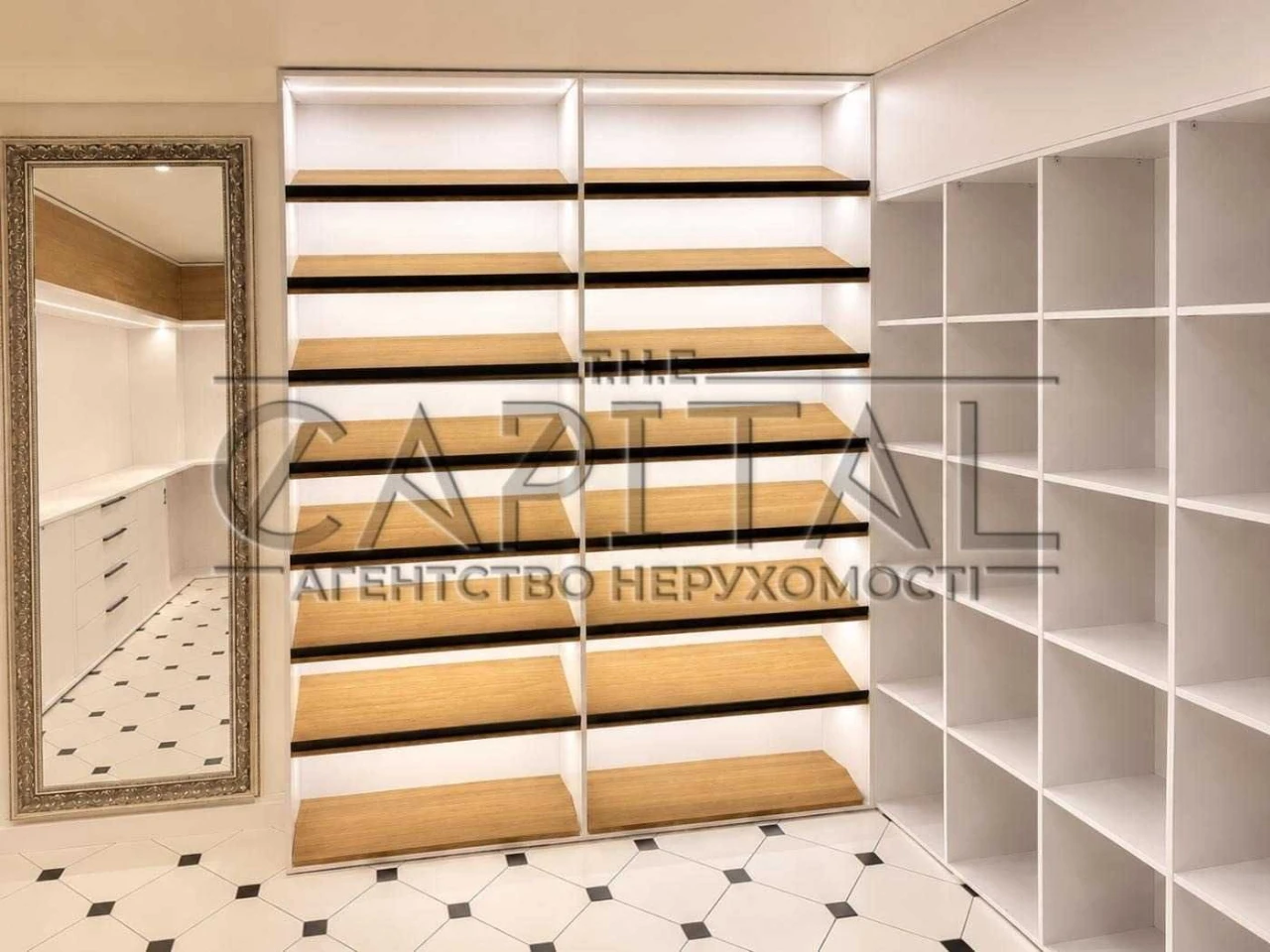 Sale / House / 284 sq m / Dniprovsky District / Central Street