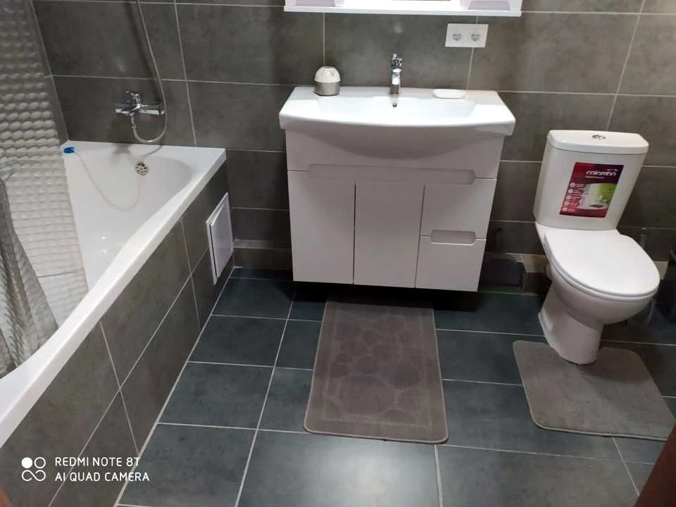 Apartment. Odessa, Lesya Ukrainy Avenue
