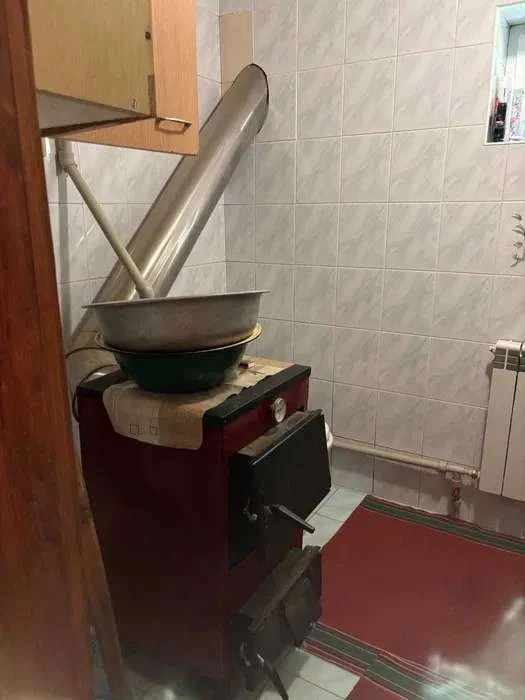 For Sale: Detached House in Ljubotin