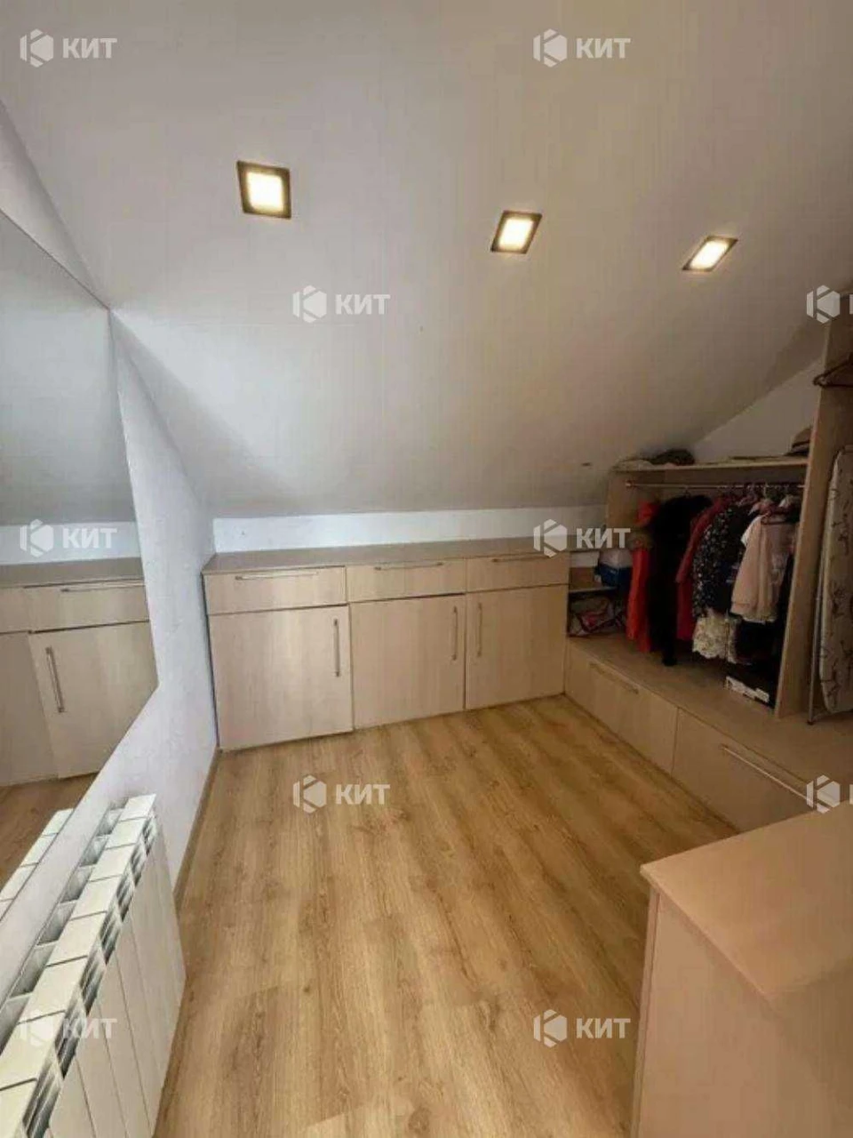 3 Bedroom, 107m2, Kyiv, Журавлевский ЖК, Новоолександрівська вул.