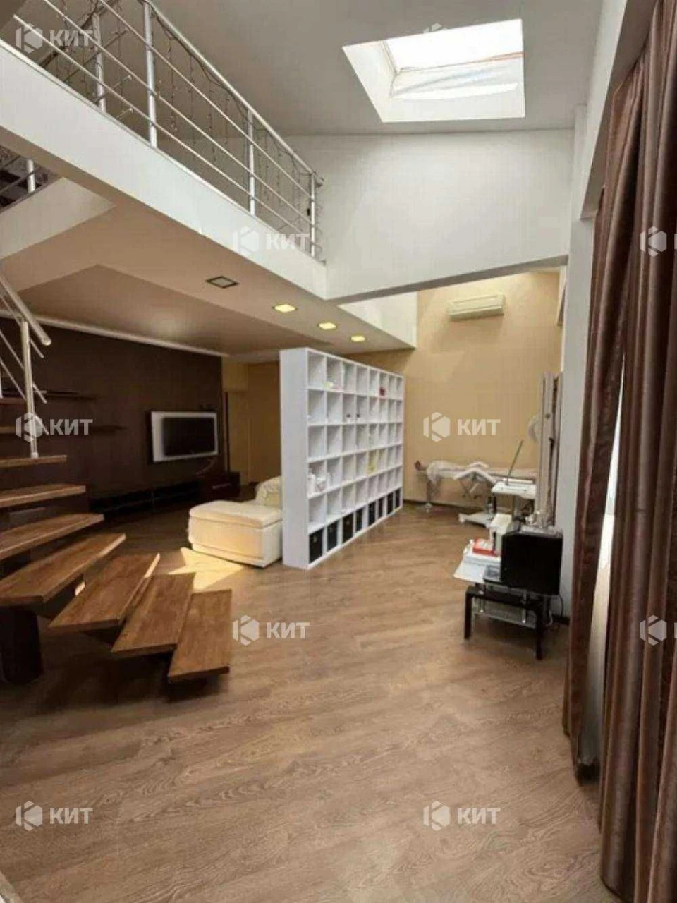 3 Bedroom, 107m2, Kyiv, Журавлевский ЖК, Новоолександрівська вул.