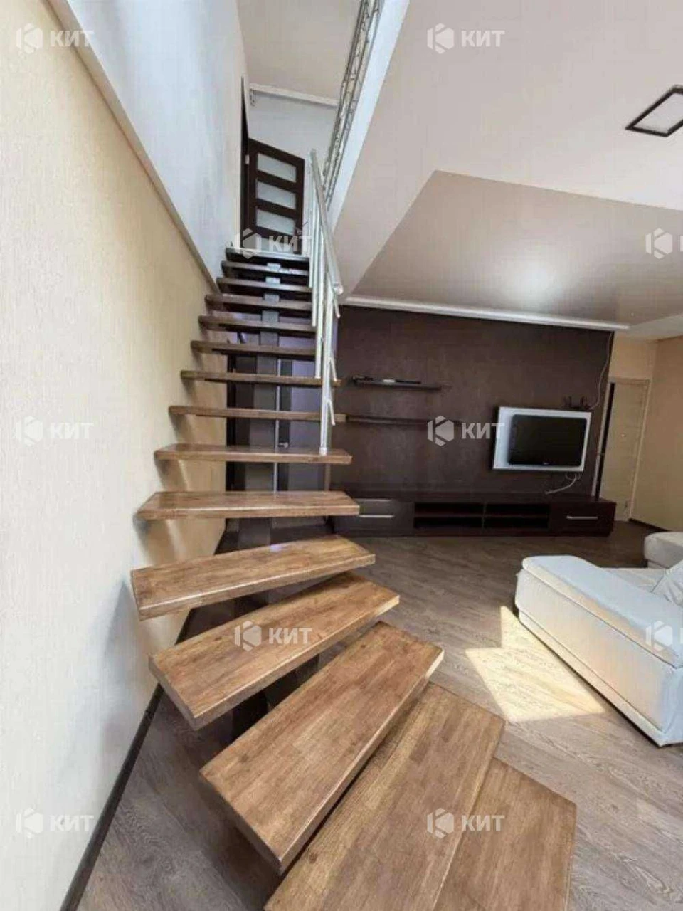 3 Bedroom, 107m2, Kyiv, Журавлевский ЖК, Новоолександрівська вул.