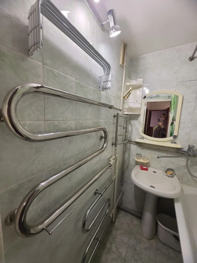 For Sale: 2-Room Apartment in Khortytsia District
