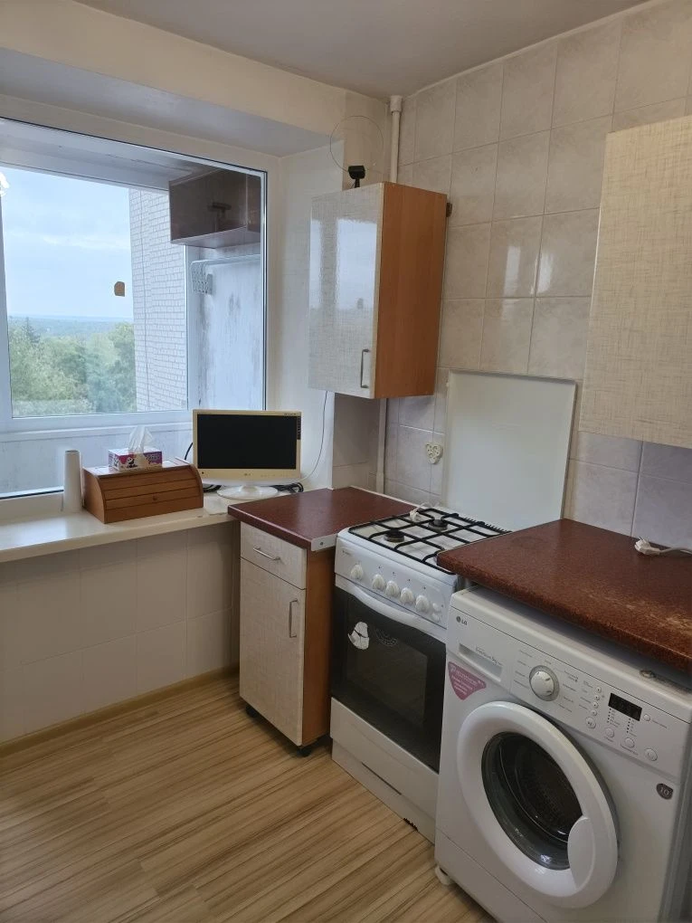 For Sale: 2-Room Apartment in Khortytsia District