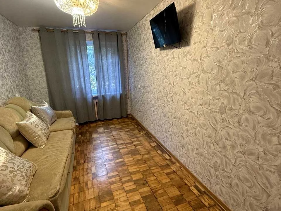 Apartment. Zaporizhzhia, Perevomys Street