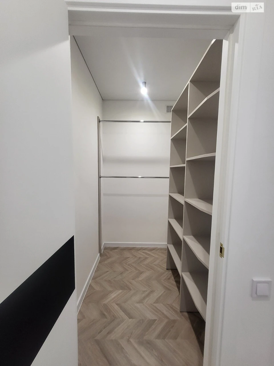 Продаж Квартира Академічний