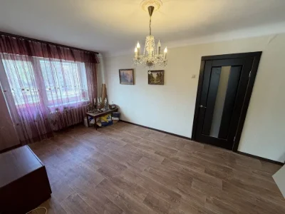 ‼️Podil‼️ 2-bedroom apartment on the middle floor, good condition, for sale