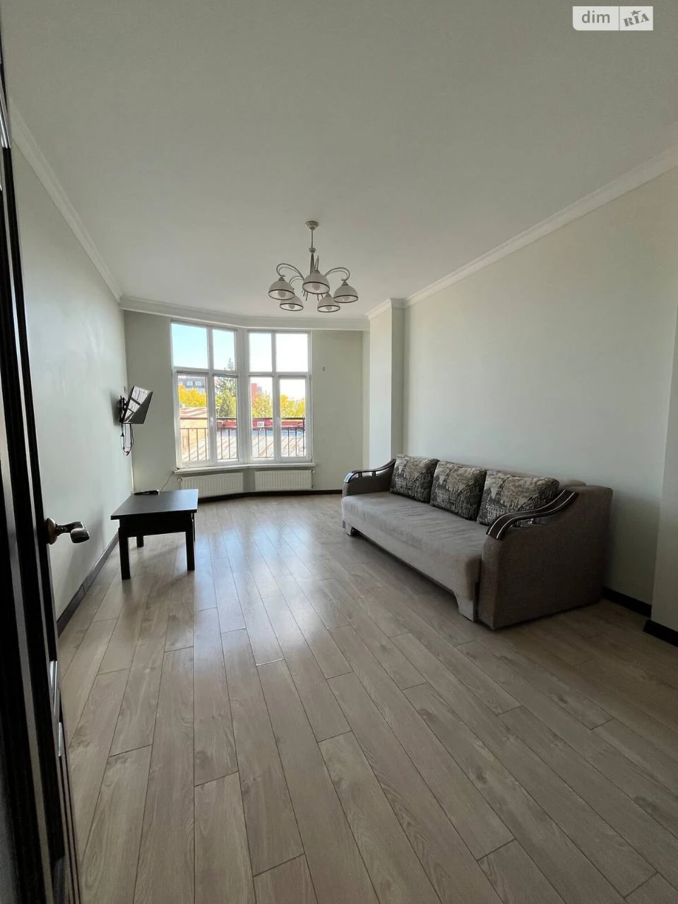 Long-Term Rental: Apartment near the Train Station