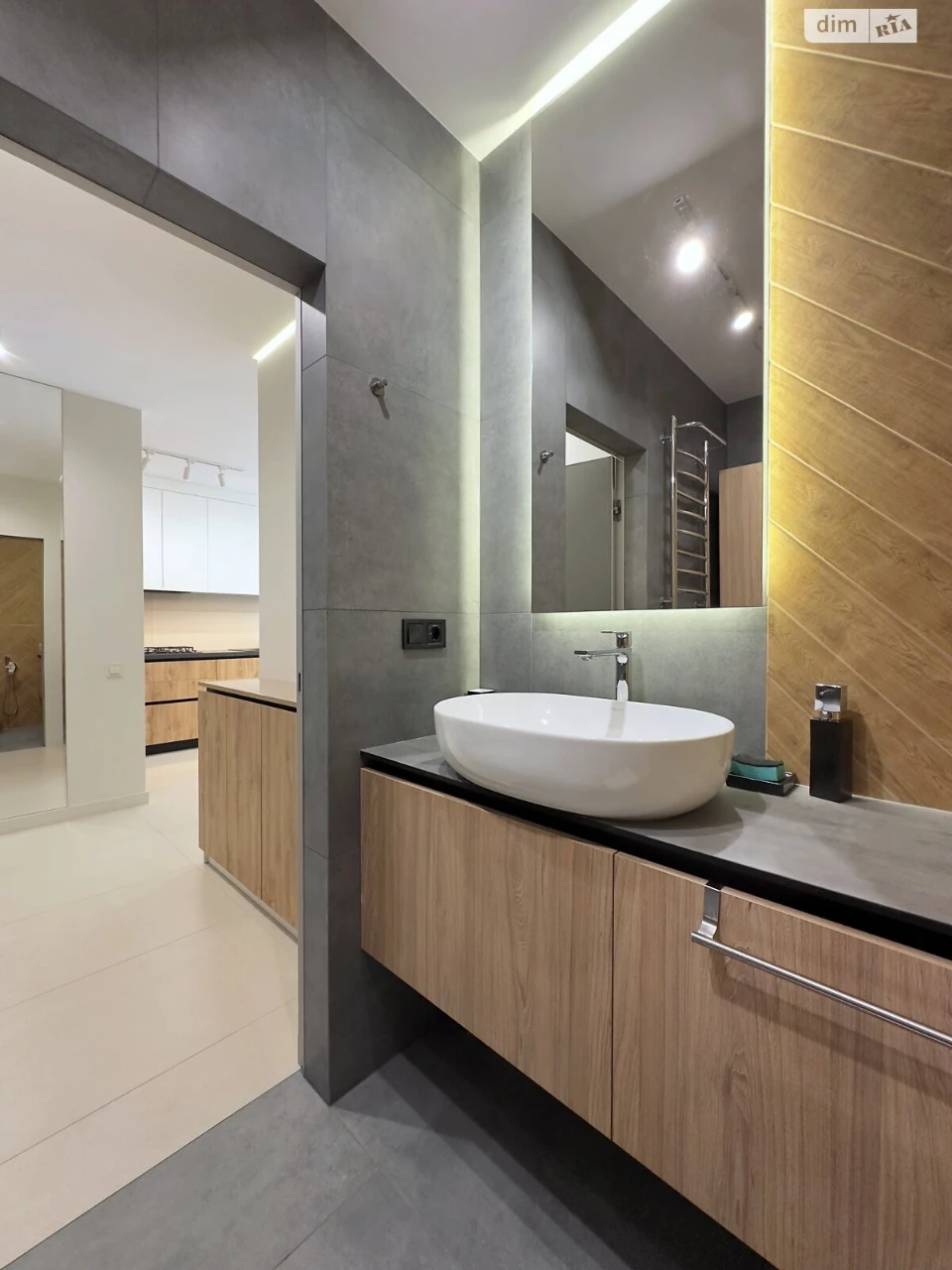 Long-Term Rental Apartment, Maiorivka
