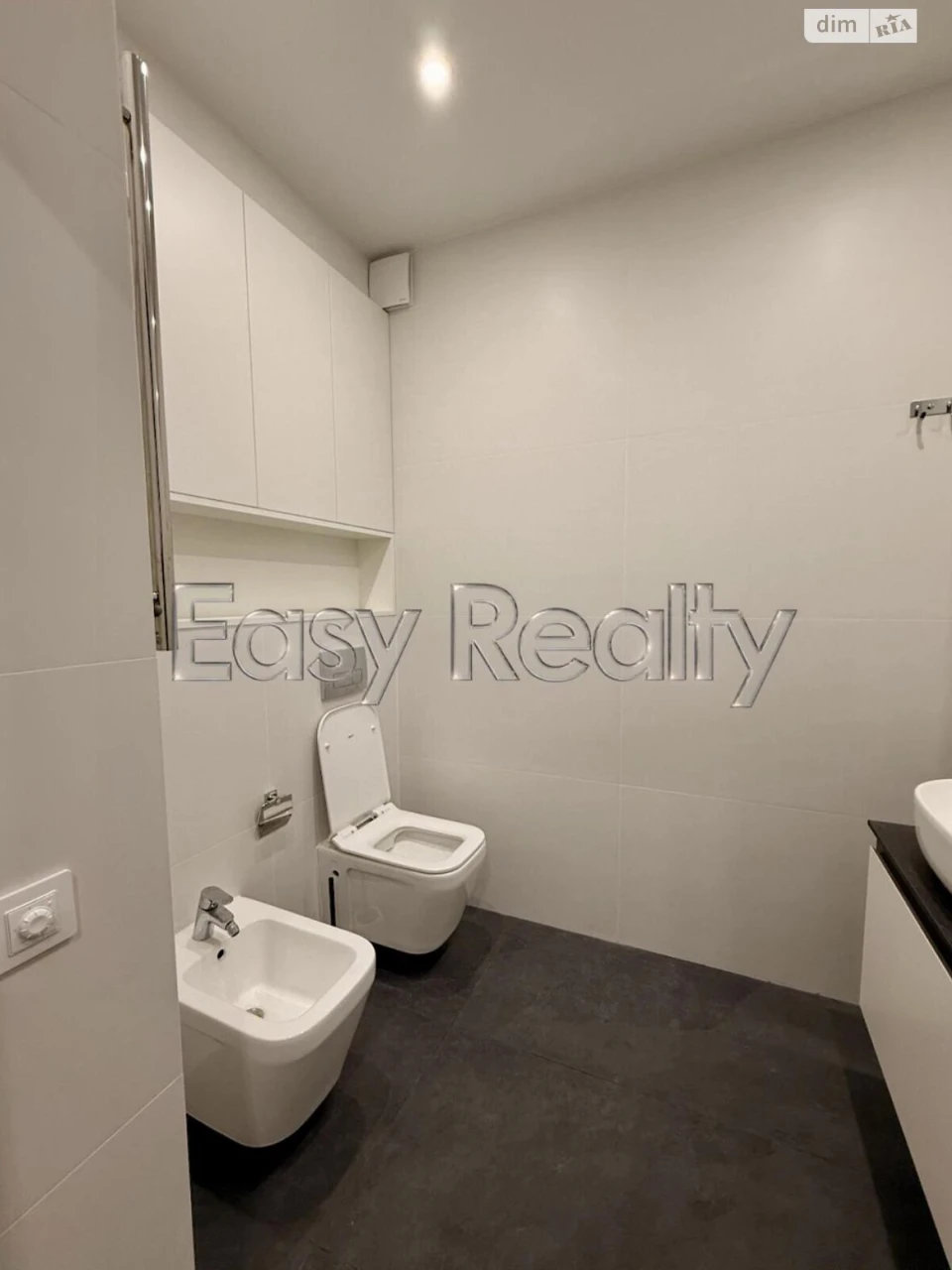 Long-Term Rental Apartment in Holosiiv