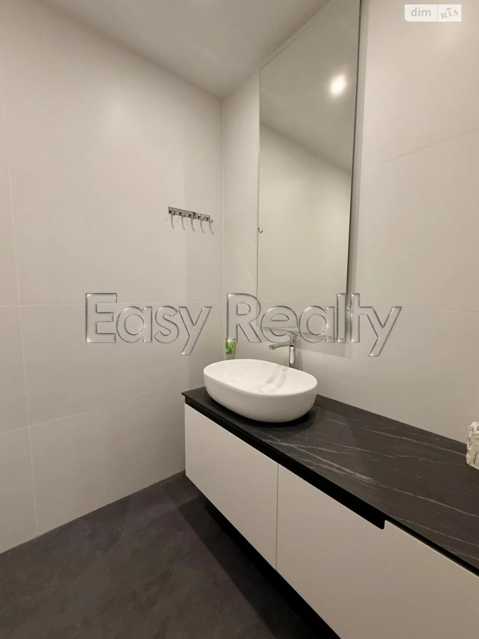 Long-Term Rental Apartment in Holosiiv