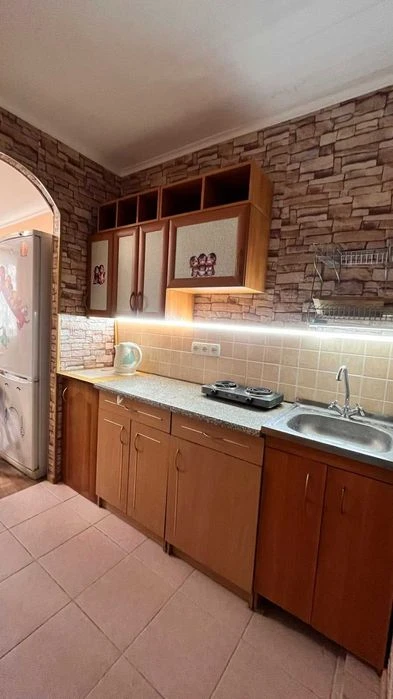 Freshly renovated in 2024! Studio apartment for sale in Saltovka (606 m/
