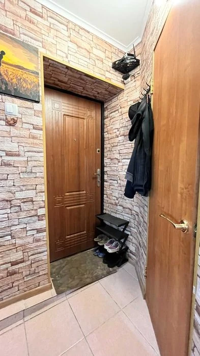 Freshly renovated in 2024! Studio apartment for sale in Saltovka (606 m/