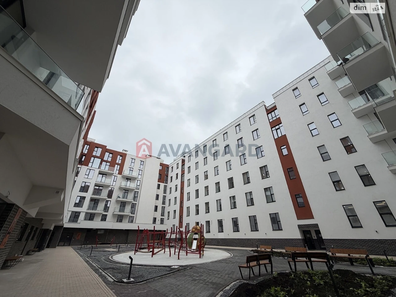 Sale of Apartment in Lychakiv district
