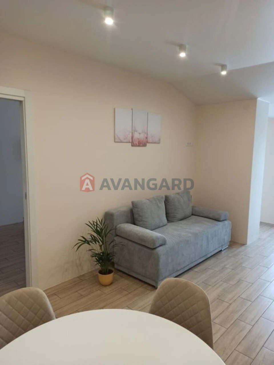 Продажа квартиры, ул. Космическая 3. 50 м².