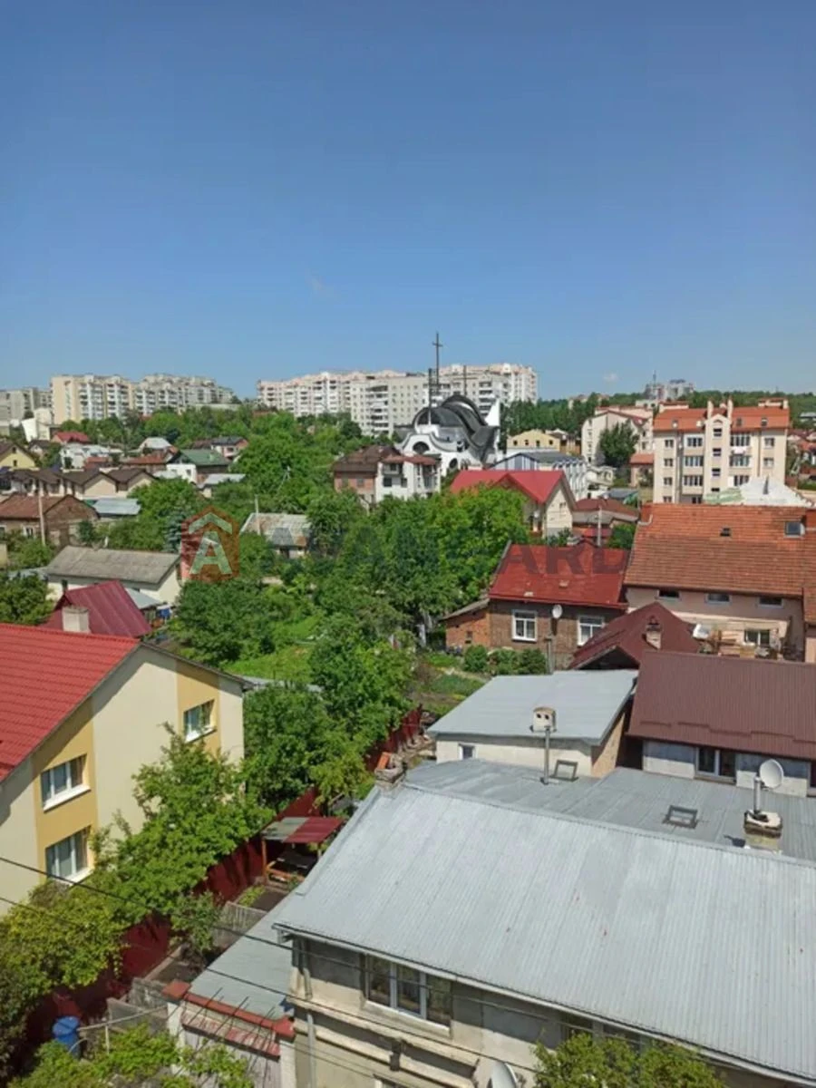 Продажа квартиры, ул. Космическая 3. 50 м².