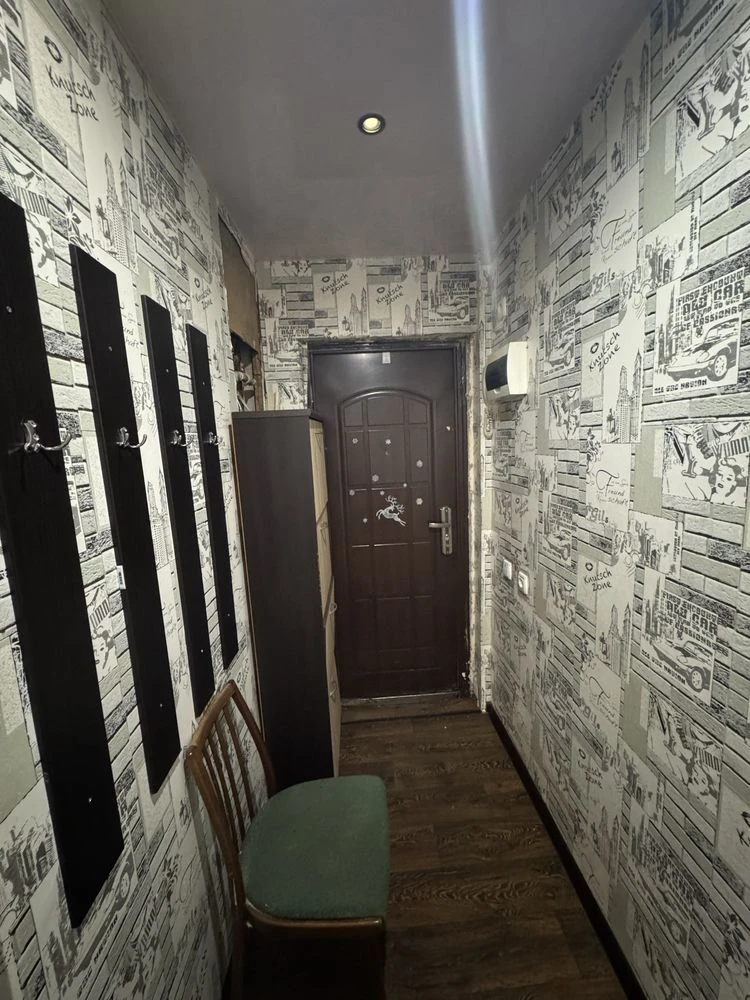 For Sale: 2-bedroom apartment with renovation, 2nd floor