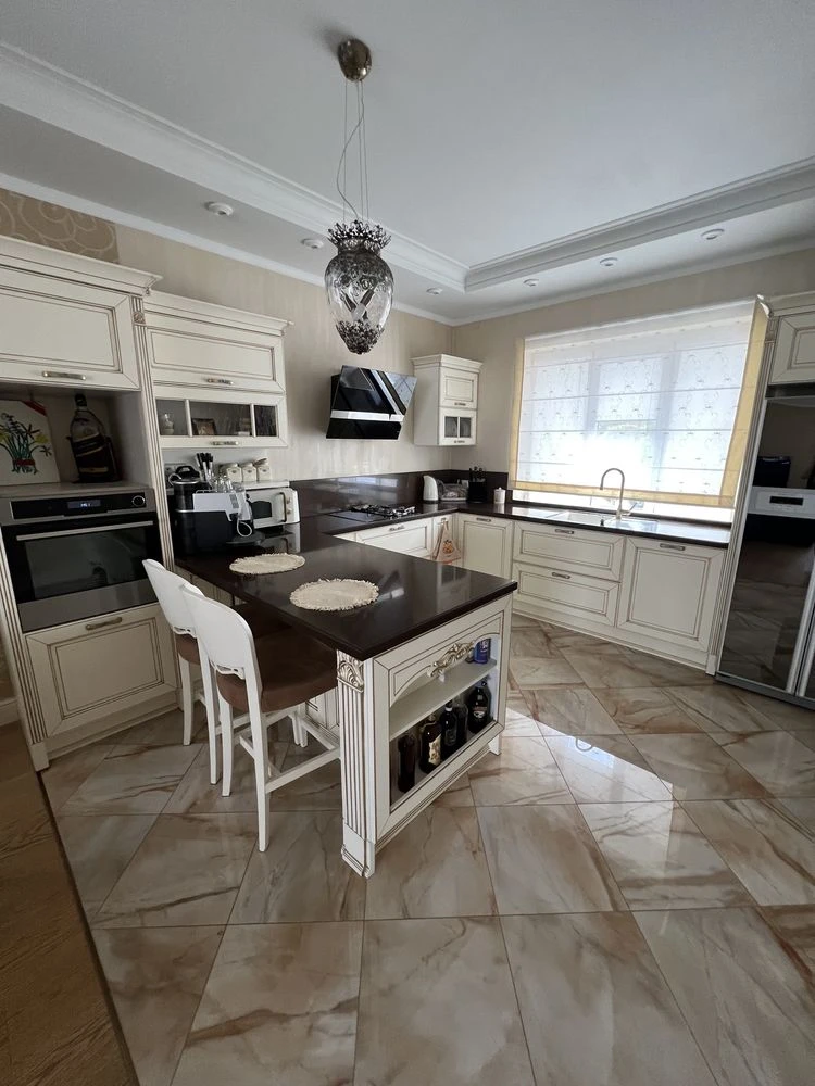 Sale of a high-quality house in Uzhgorod, Zahorska Street area