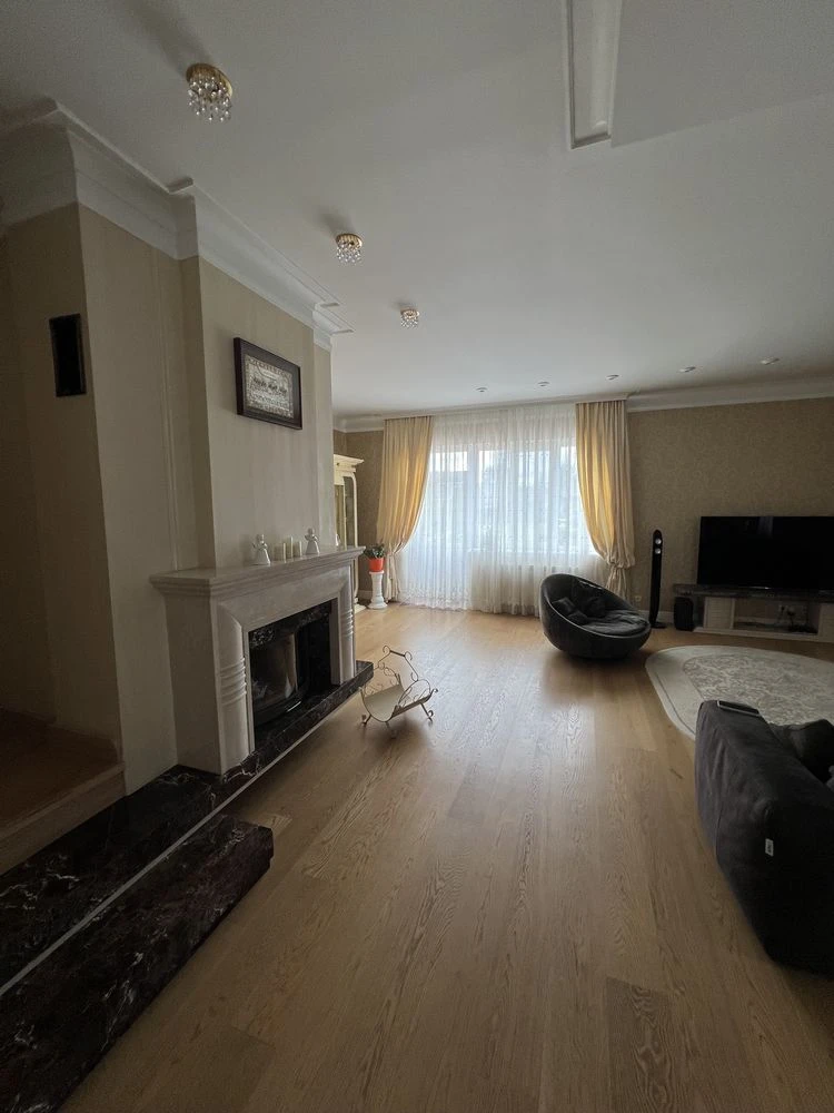 Sale of a high-quality house in Uzhgorod, Zahorska Street area