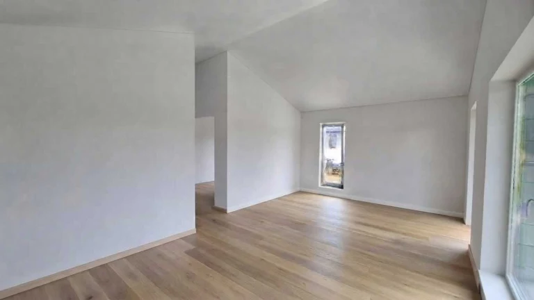2 BEDROOMS | 2 BATHROOMS | American-style house at the price of a two-bedroom apartment