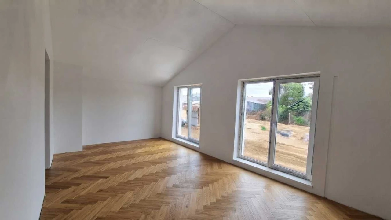 2 BEDROOMS | 2 BATHROOMS | American-style house at the price of a two-bedroom apartment