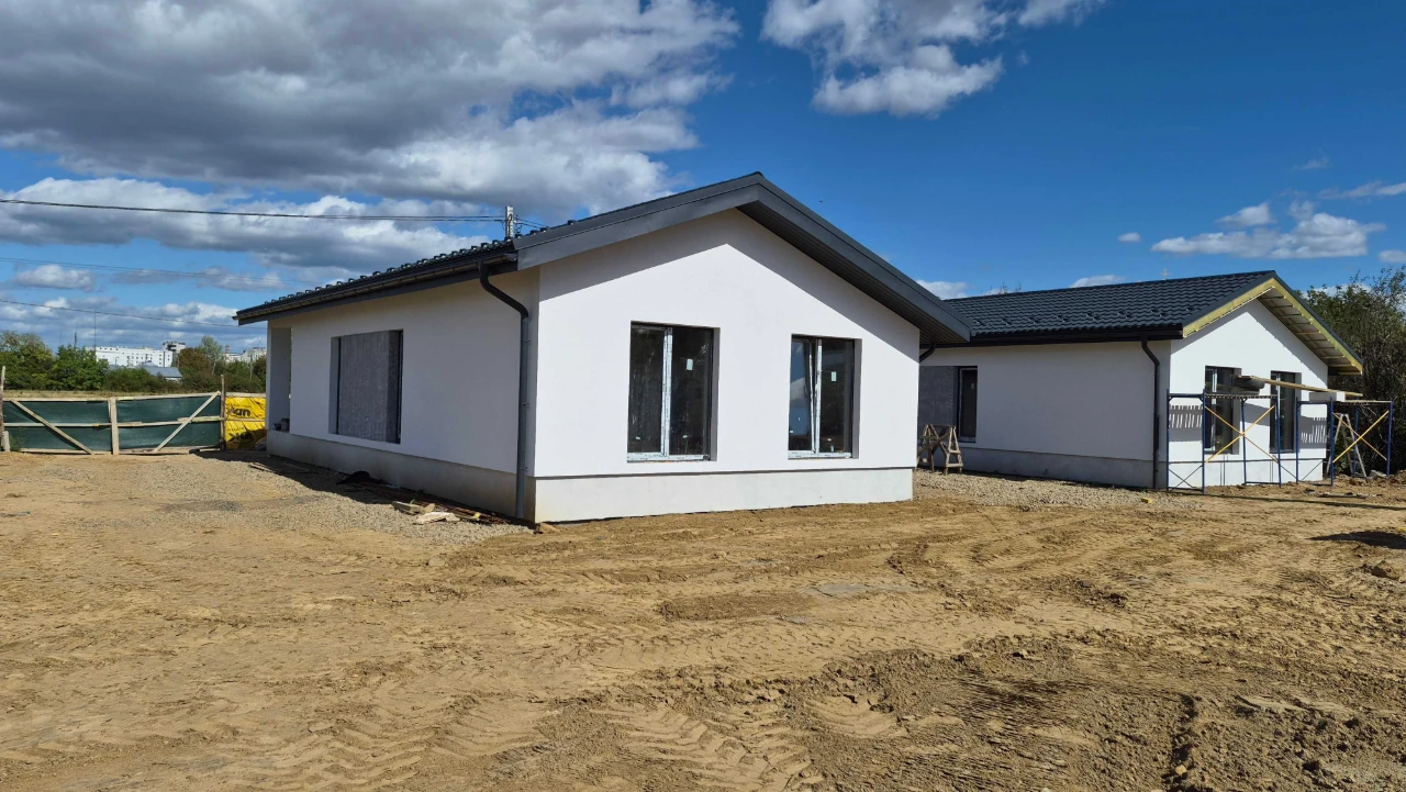2 BEDROOMS | 2 BATHROOMS | American-style house at the price of a two-bedroom apartment